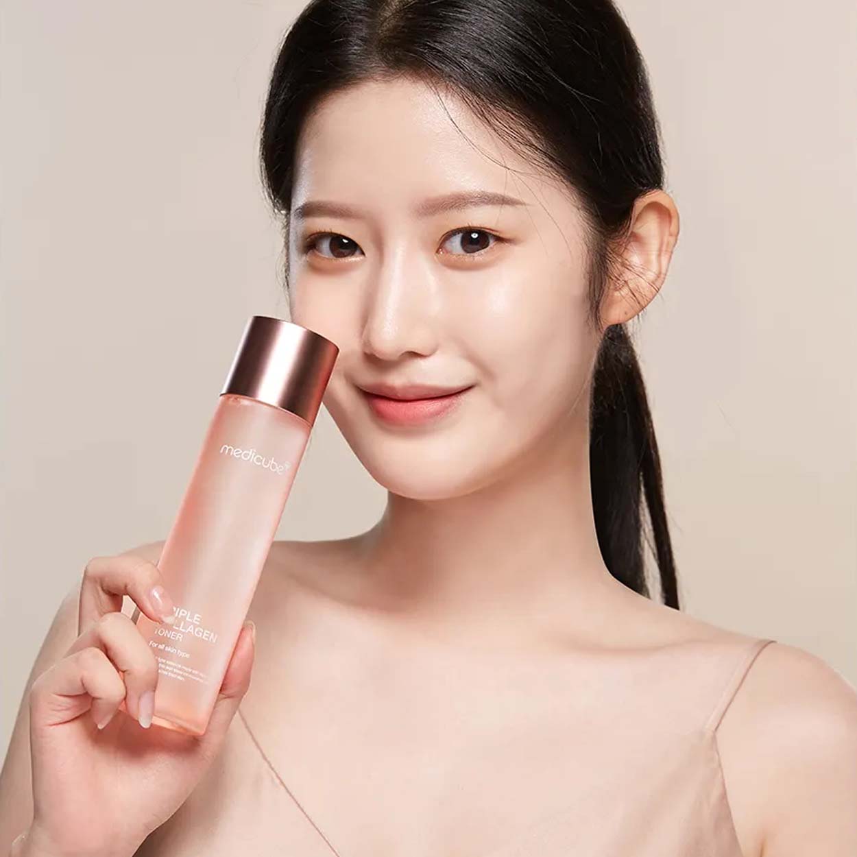 MEDICUBE Triple Collagen Toner veido tonikas, 140 ml